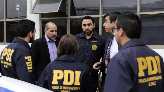 Delincuentes asaltaron multitienda en Providencia