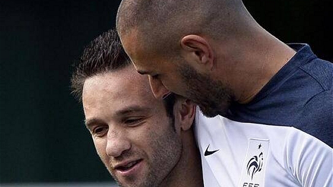 Didier Deschamps dejó a Benzema y Valbuena fuera de nómina de Francia