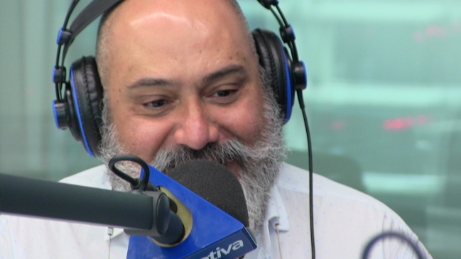 León Murillo: Me levanto y ya tengo un texto armado