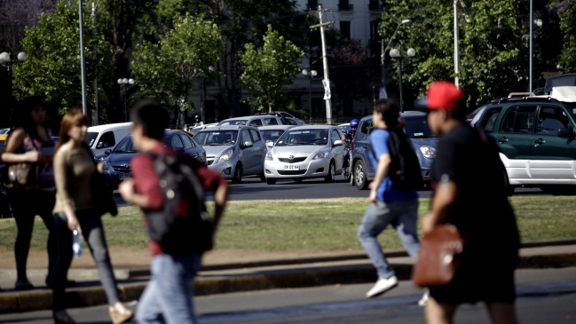 Orrego por seguridad vial: Hay que fiscalizar y multar a peatones, ciclistas y automovilistas