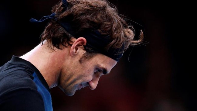 Roger Federer cayó ante John Isner en octavos de final de París-Bercy