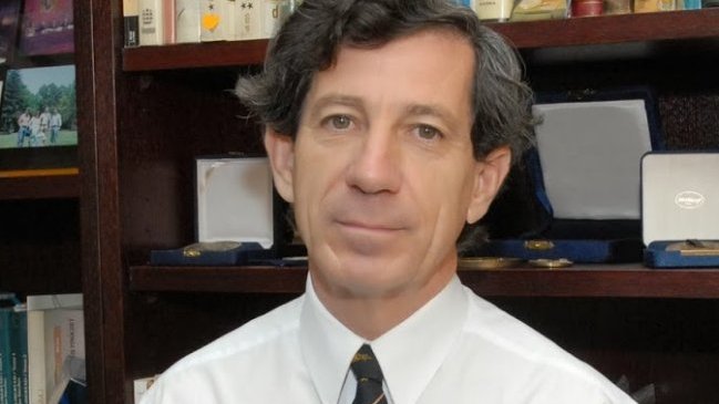 Gonzalo Rojas renunció a la Universidad de Los Andes por tributo a Víctor Jara