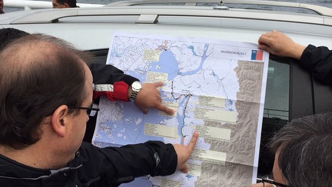 Ministro Undurraga visitó obra de los últimos kilómetros de la Carretera Austral