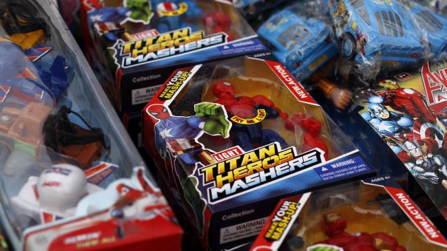 PDI decomisó juguetes falsificados en local de barrio Meiggs