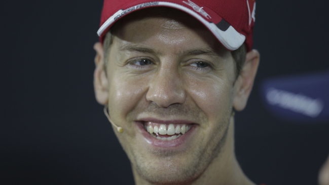 Sebastian Vettel: El objetivo de 2016 es competir contra los Mercedes