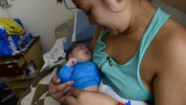 Diputados presentan proyecto para elegir el orden de los apellidos