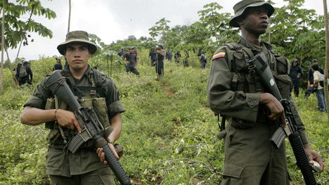 Capturan a 16 policías colombianos acusados de integrar red de contrabando