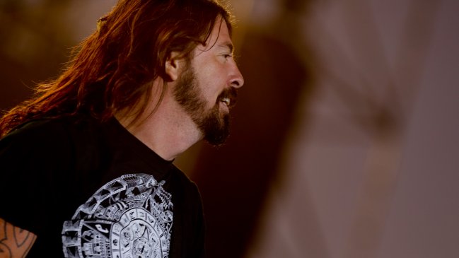 Foo Fighters se une a U2 y cancela sus conciertos tras atentados de París