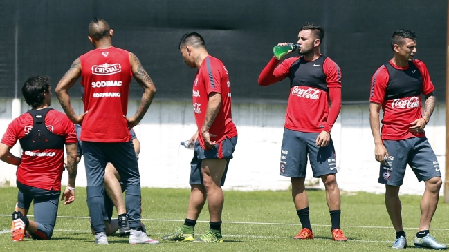 Chile sigue con la preparación del duelo ante Uruguay