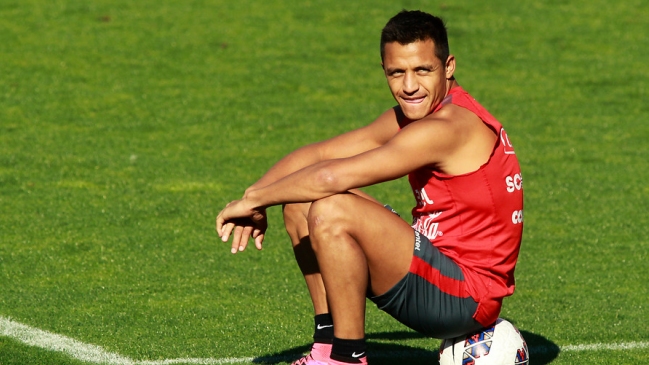Trabajo diferenciado de Alexis Sánchez marcó la práctica matinal de Chile
