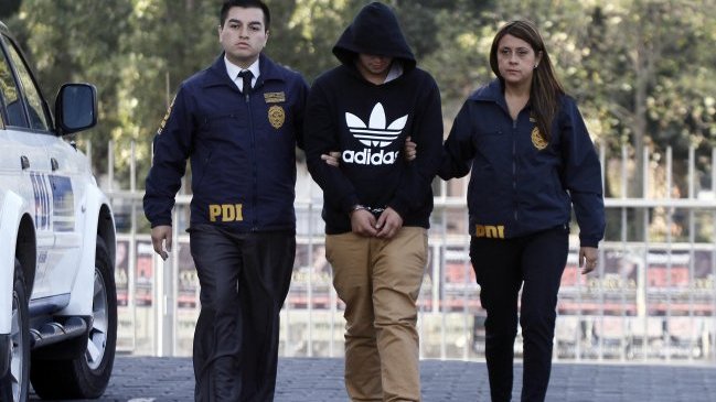 PDI detuvo a sujetos que simulaban ser detectives para robar en Valparaíso