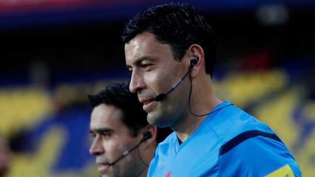 Roberto Tobar dirigirá el clásico entre U. de Chile y U. Católica