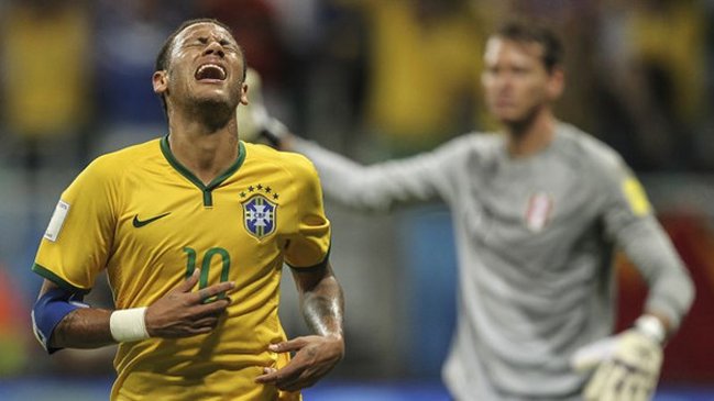 Arbitro colombiano contó motivos para rechazar camiseta de Neymar como regalo