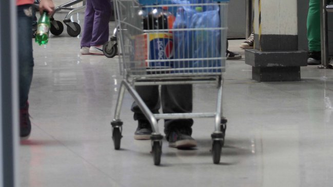 Carabineros detuvo a seis delincuentes que intentaron robar supermercado en Chicureo