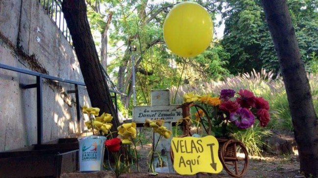 Fundación Daniel Zamudio confirmó que las velas provocaron incendio en la animita