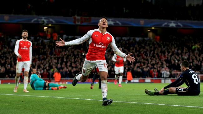 Alexis Sánchez deslumbró en esperanzadora victoria de Arsenal sobre Dinamo Zagreb