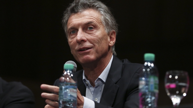 Macri se reúne este martes con Cristina Fernández para acordar transición