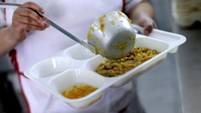 Mineduc recurrirá ante CDE por presuntas irregularidades en programas de Junaeb