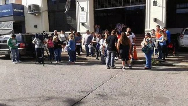 Profesora invitaba a sus alumnas a participar de un 