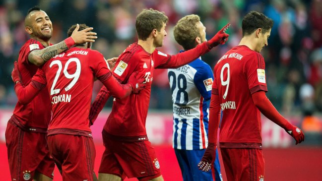 Arturo Vidal fue protagonista en claro triunfo de FC Bayern sobre Hertha por la Bundesliga