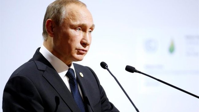 Putin vincula caída del avión ruso con suministro petróleo ISIS a Turquía