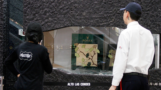 Gobierno descartó permitir uso de armas de fuego a guardias de malls