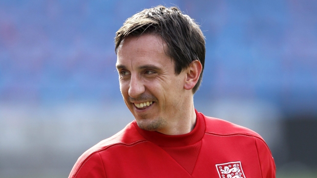 Gary Neville asumirá como nuevo entrenador de Valencia