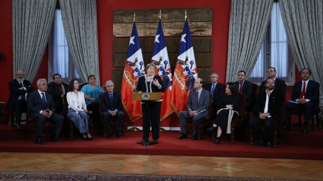 Oposición cuestiona a miembros del Consejo Ciudadano para el Proceso Constituyente