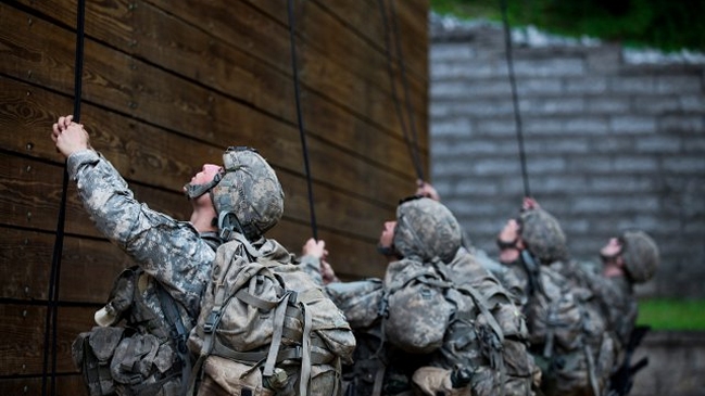 Fuerzas Armadas de EE.UU. admitirán mujeres en sus unidades de combate