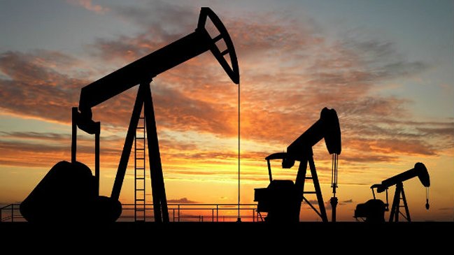 El crudo de la OPEP cayó a menos de 38 dólares por primera vez desde 2008