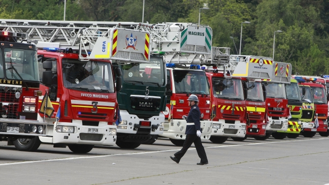 Bomberos de Santiago y Ñuñoa firmaron histórico acuerdo de trabajo en conjunto