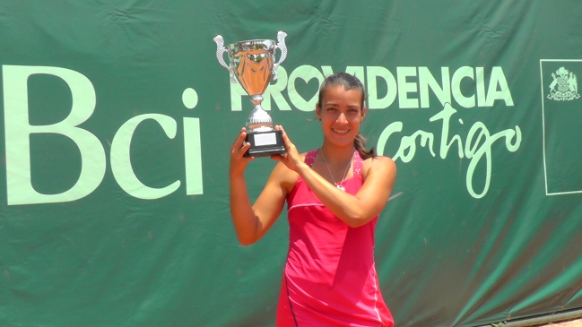 Paraguaya Verónica Cepede es campeona de la Copa Providencia 2015