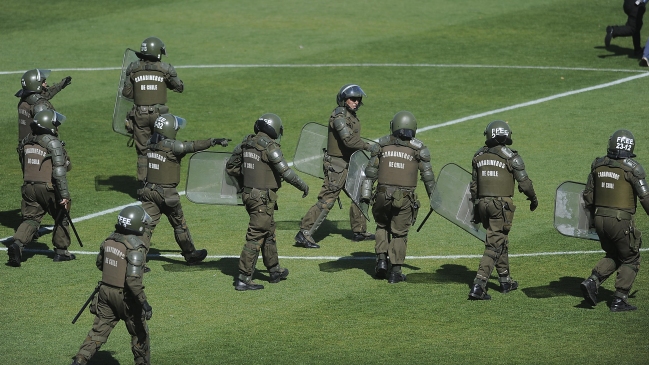 Gobernador: En el minuto que se iniciaron los incidentes, pedí ingreso de Carabineros