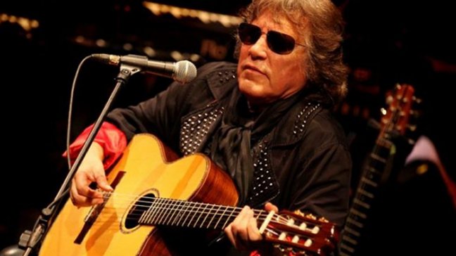 José Feliciano es homenajeado con exposición de fotos y discos de su carrera