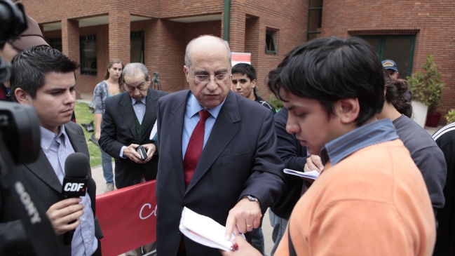 Ernesto Corona asoma como candidato a presidente de la ANFP