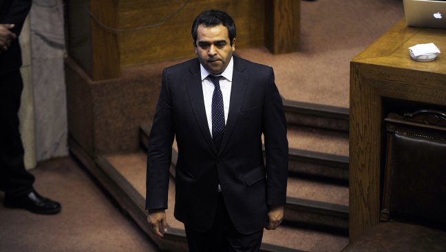 Timonel del PPD defiende reforma educacional: 