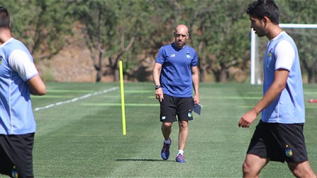 O'Higgins presentó al argentino Cristián Arán como nuevo director técnico