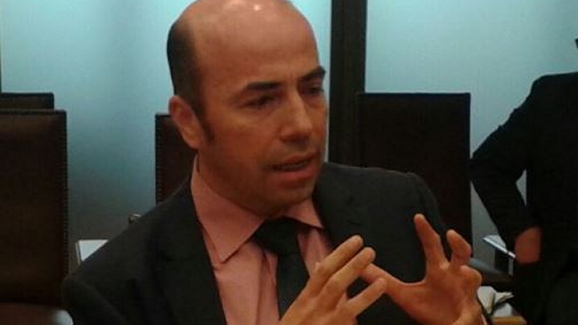 Candidato del Gobierno para contralor expone ante comisión del Senado