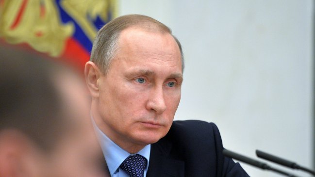 Putin suspendió acuerdo de libre comercio con Ucrania