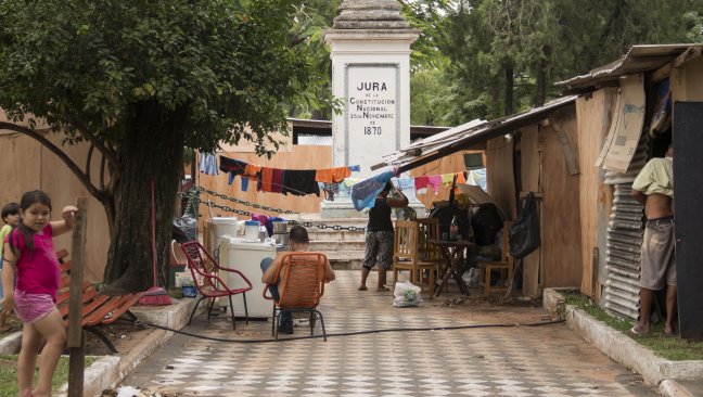 50 mil evacuados en Asunción por crecida de río Paraguay