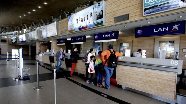 Paro de la DGAC: 60 vuelos reprogramados y cinco mil pasajeros afectados