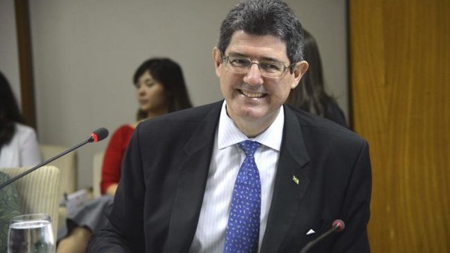 Ministro de Hacienda de Brasil renunció a su cargo