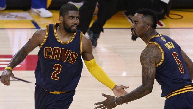 Irving debutará en la temporada este domingo contra los Sixers