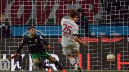 Bayern Munich con Vidal superó a Hannover de Miiko Albornoz