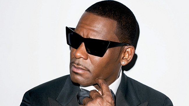 R. Kelly increpó a una periodista y abandonó el plató durante una entrevista