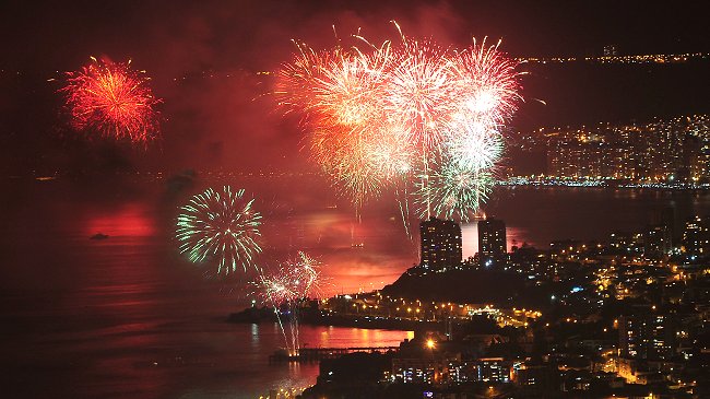 En Valparaíso ya alistan detalles del espectáculo pirotécnico de Año Nuevo