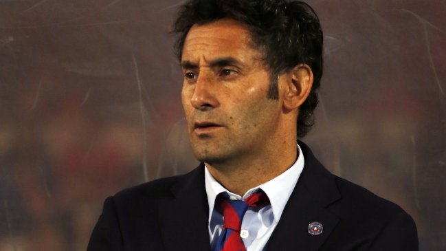 Miguel Ponce dirigió su primera práctica al mando de Huachipato