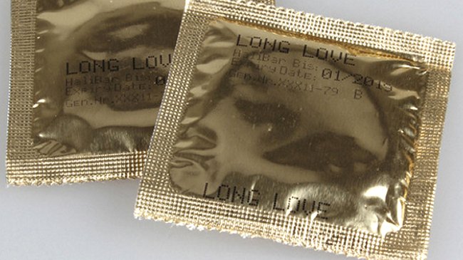 Hombre murió al estallar una máquina dispensadora de condones