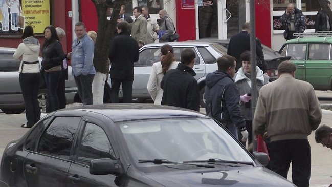 Un muerto y diez heridos en un tiroteo contra turistas en Rusia