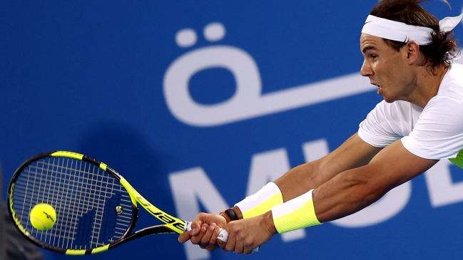 Rafael Nadal pasó a la final en Abu Dhabi tras derribar a David Ferrer